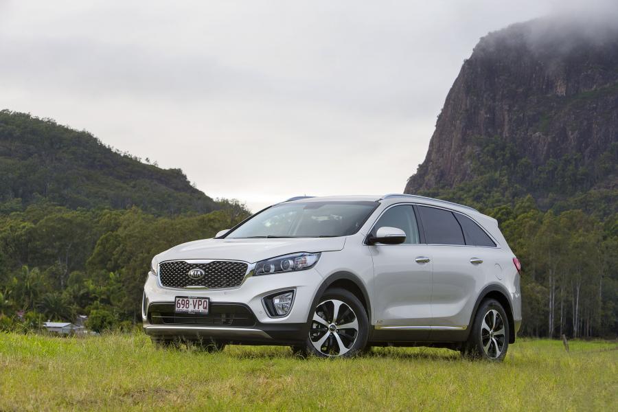  Kia Sorento 2015 года  (AU) (фото 3 из 24)